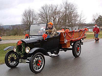 Gurley Parade 2004